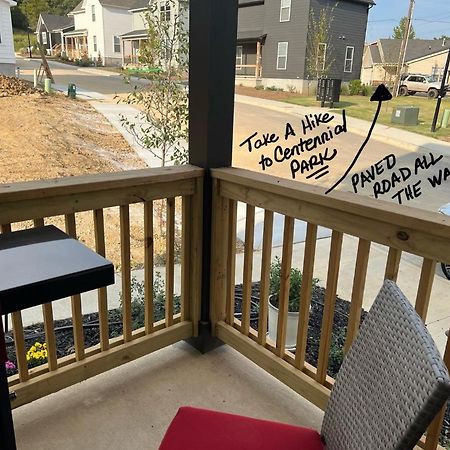 New Centennial Park Luxury Smart Home W Courtyard Fayetteville Dış mekan fotoğraf